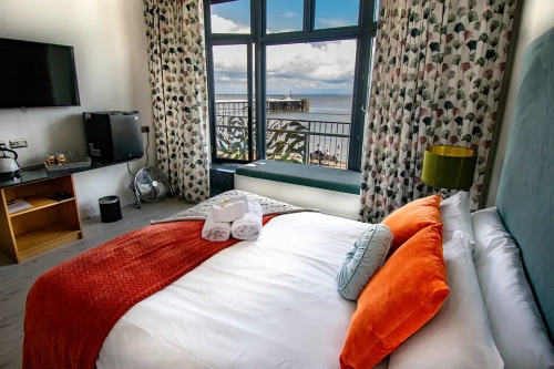 Room-2-Beachcliff-0217