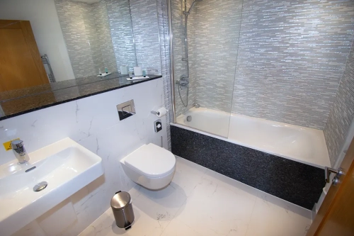 Room-6-Beachcliff-0149