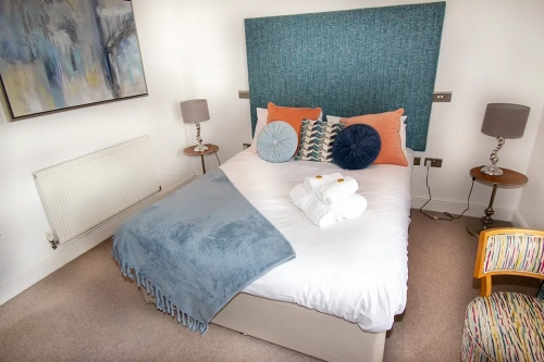 Room-7-Beachcliff-0126