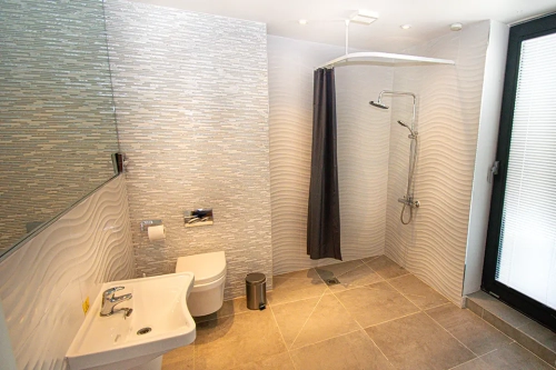 Room-9-Beachcliff-0073