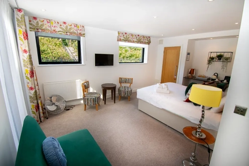 Room-9-Beachcliff-0079